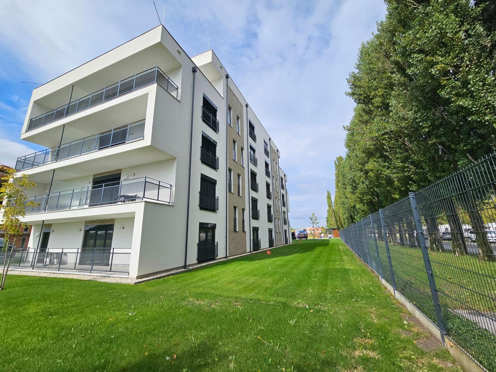 Harmonia Riva Apartman B11 Dunajská Streda Εξωτερικό φωτογραφία