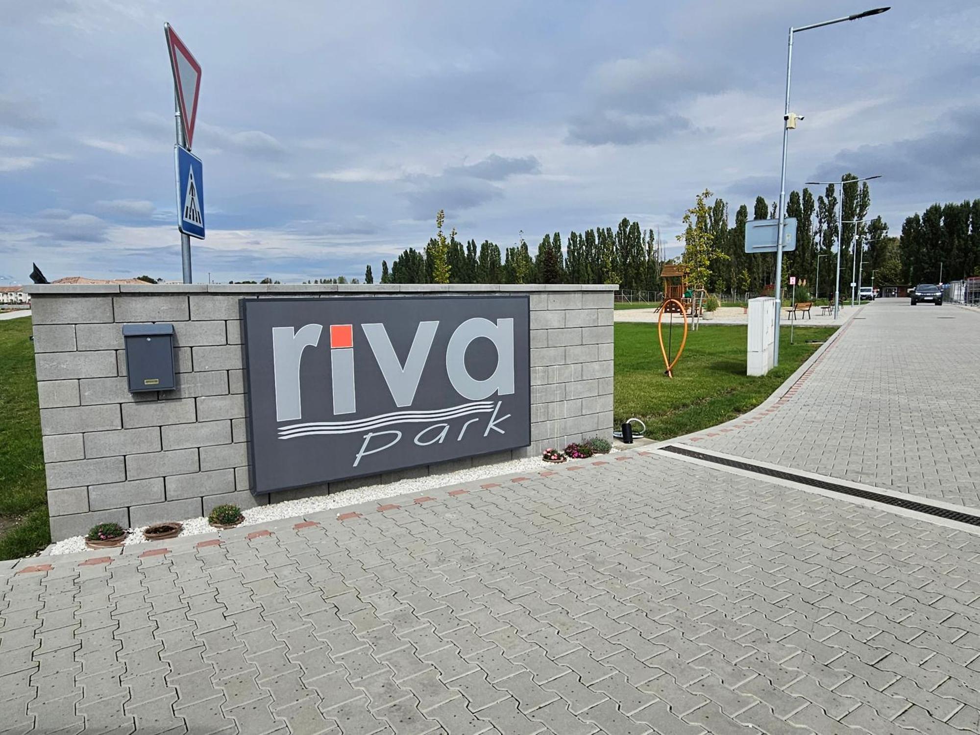 Harmonia Riva Apartman B11 Dunajská Streda Εξωτερικό φωτογραφία